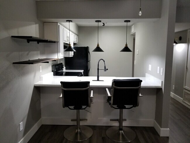 1826 N Spring unit 102, Mesa, AZ 85203 - photo 4