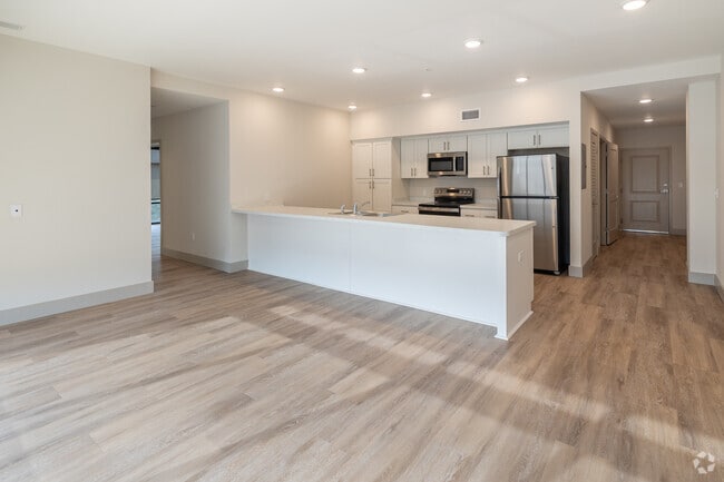 Interra Apartments, Jacksonville, FL 32211 - photo 5