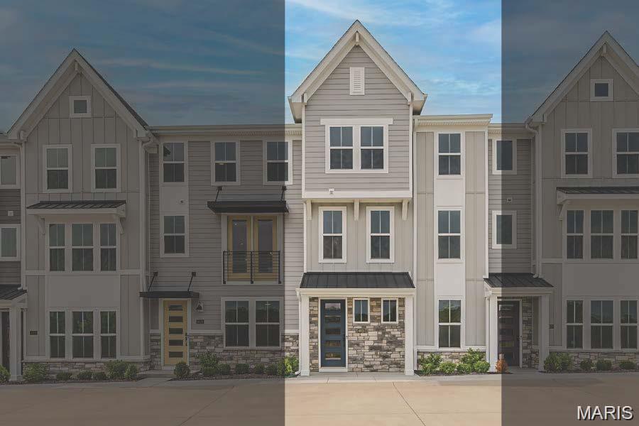 8923 E Gateway Heights, St. Louis, MO 63144 - photo 1