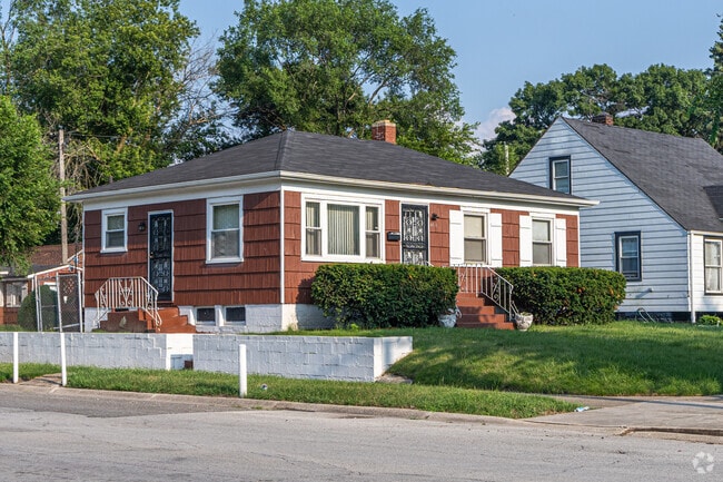 Homes sell from $75,000 to $230,000 in Glen Park.