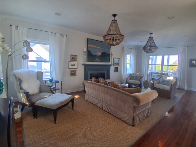 12 Seahorse Ct, Isle of Palms, SC 29451 - photo 2