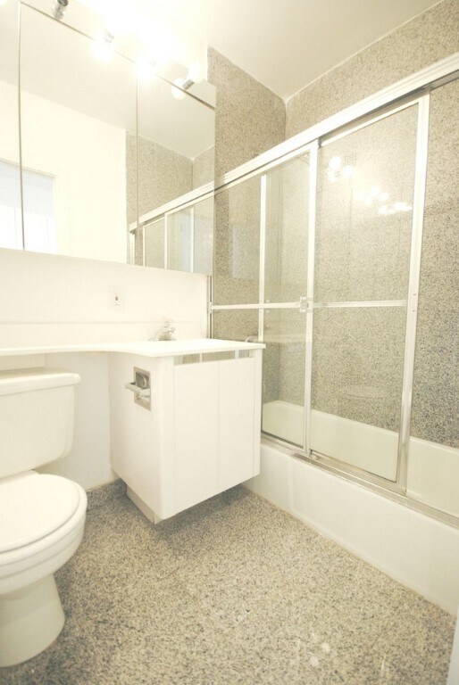 Murray Hill House unit 7A, New York, NY 10016 - photo 6