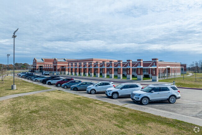 Albert C Williams Elementary is ranked 3,295 out of 4,393 in Texas Elementary Schools.