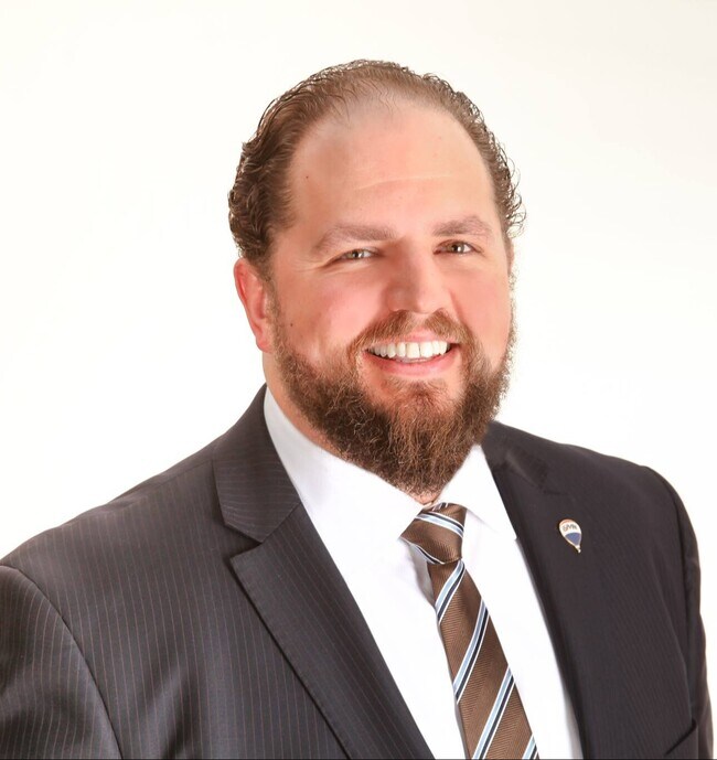 Nathan Boji Real Estate Agent in Farmington Hills, MI