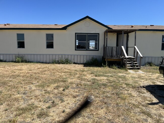 224 Troy View Dr, Troy, TX 76579 - photo 2