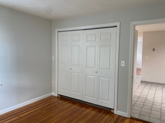 15 Wave Ave unit 3, Revere, MA 02151 - photo 5
