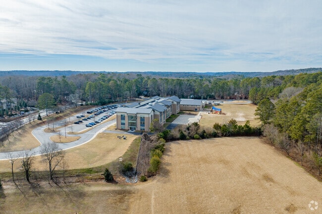 Esther Jackson Elementary School is located in Roswell, Georgia.