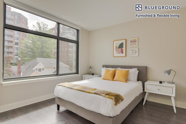 4901 Montgomery Ln unit FL3-ID807, Bethesda, MD 20814 - photo 5