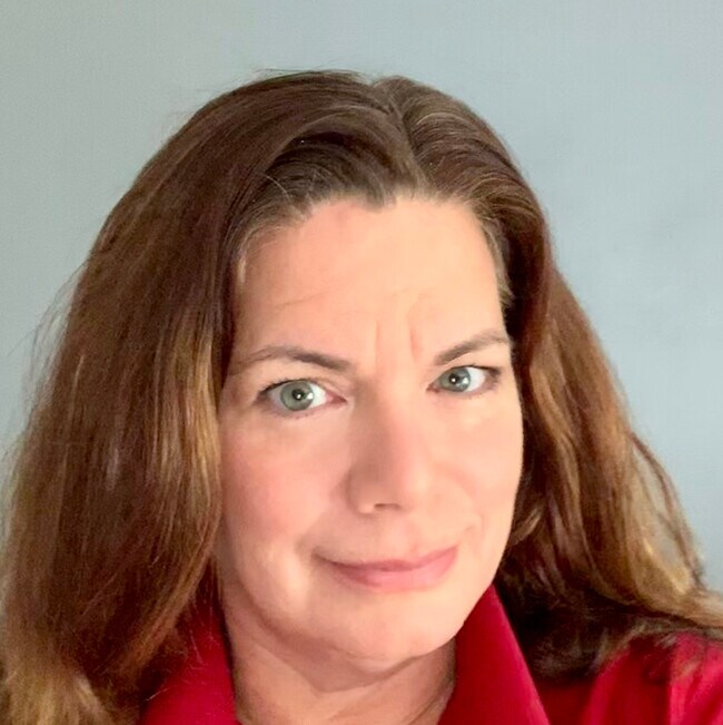 Lisa Schuetz