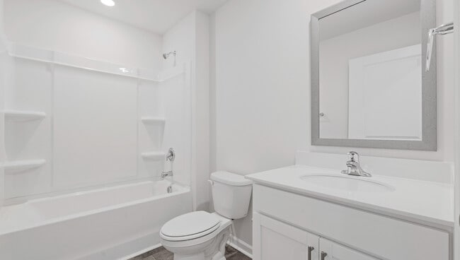 2138 Pierett Cir, Woodruff, SC 29388 - photo 7