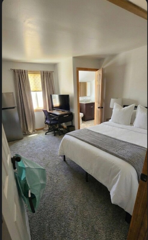 316 Halle Dr, Euclid, OH 44132 - photo 5