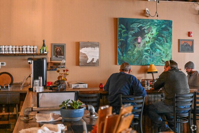 Hungry patrons head to Wooden Bear Brewing for tasty, handmade meals.