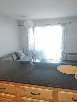 155 Sharene Ln Unit 111, Walnut Creek, CA 94596