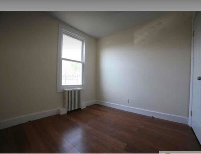 10 Locust Hill Ave unit 2, Yonkers, NY 10701 - photo 5