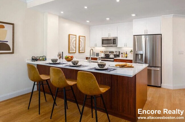 101 Asheville Rd unit 613, Chestnut Hill, MA 02467 - photo 2