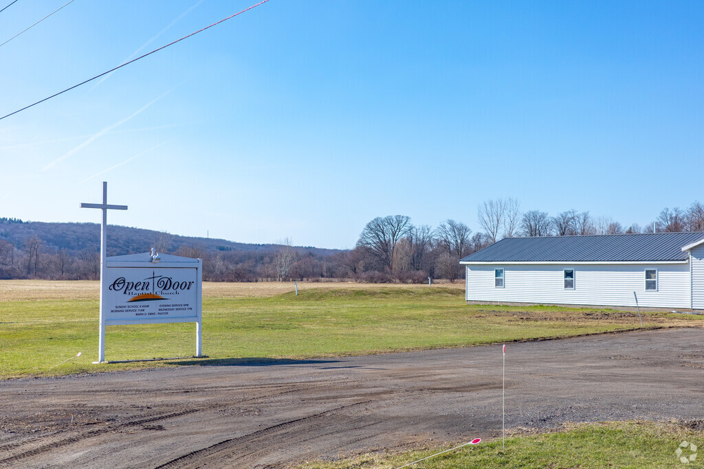 Open Door Baptist Academy in Cassadaga teaches grades 1 to 9.