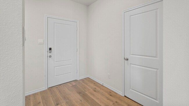 201 Seratoga St unit 36201409, Corsicana, TX 75110 - photo 5