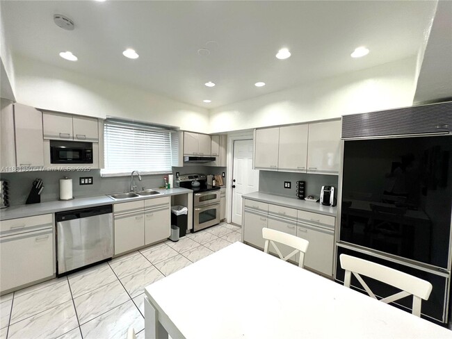 2235 SW 23rd Ave, Miami, FL 33145 - photo 7