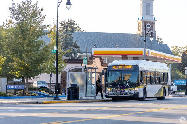 Public transportation options are available all over the Evergreen Outer Drive neighborhood.