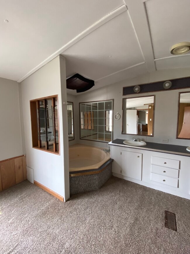 7033 J D Randolph Rd, Baxter, TN 38544 - photo 7