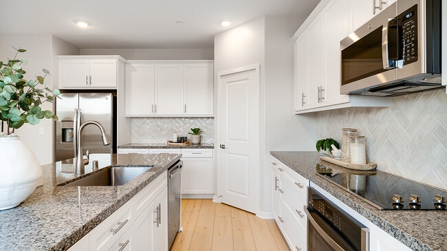 3255 Sprout Paseo unit 36035610, Ontario, CA 91761 - photo 7