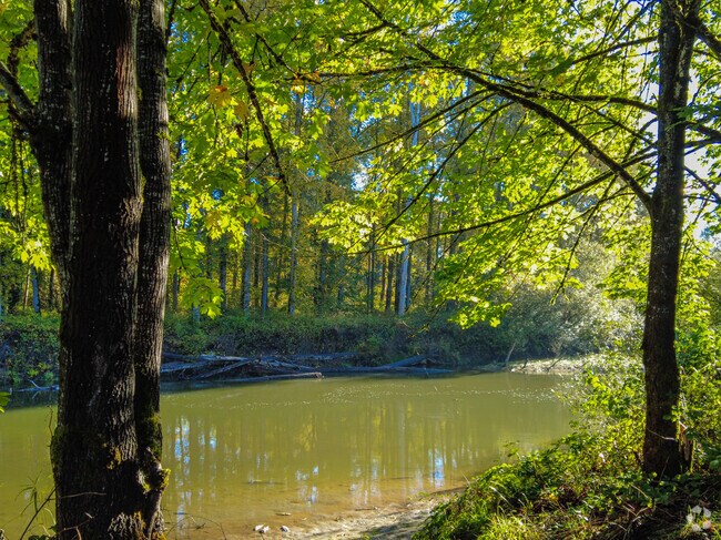 Fenster Nature Park is a great place to enjoy nature or go fishing  in the Plateau neighborhood.