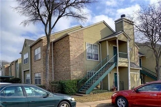 4115 Esters Rd, Irving, TX 75038 - photo 2