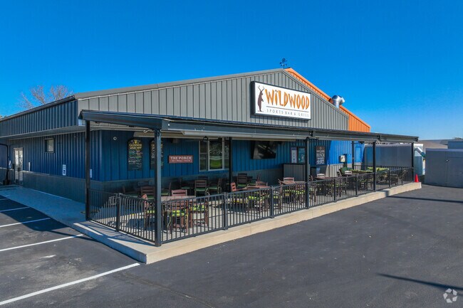 Wildwood Sports Bar and Grill offers pub fare and a lively atmosphere in Byron.