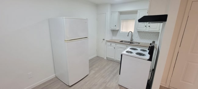 14324 Eagle Pass St unit 3, Houston, TX 77015 - photo 7