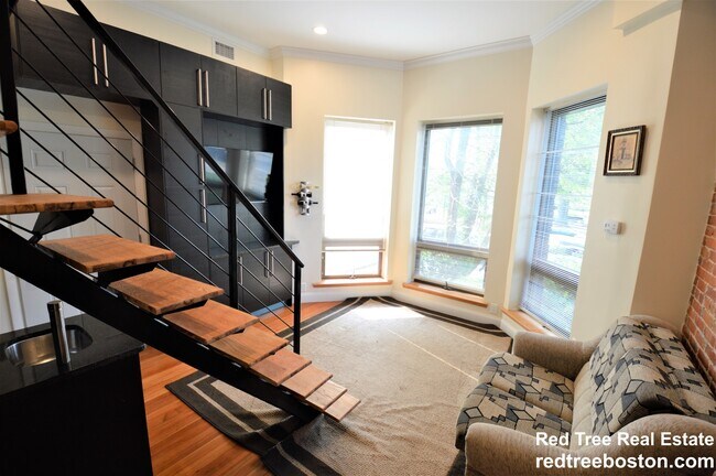 1700 Beacon St, Brookline, MA 02445 - photo 6