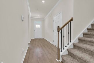 131 Hunter Ridge Dr, Boiling Springs, SC 29316