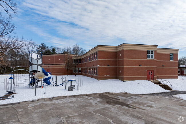 Wolf Swamp Road School receives an overall grade of A from Niche.