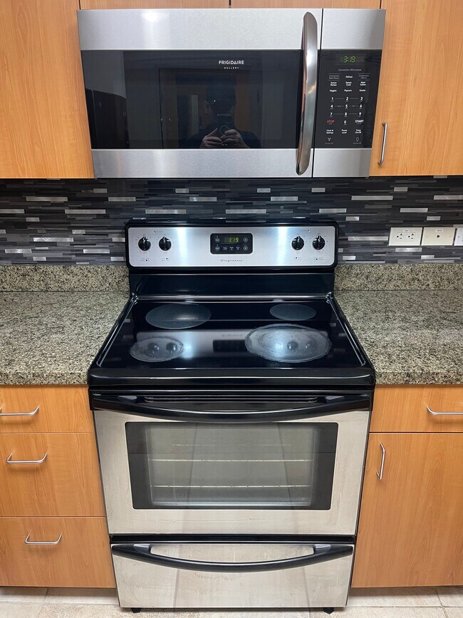 Skyvue Lofts At Smart Corner unit 603, San Diego, CA 92101 - photo 3