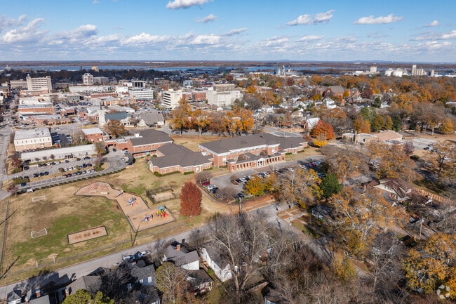 Many Albany students attend Banks-Caddell Elementary.