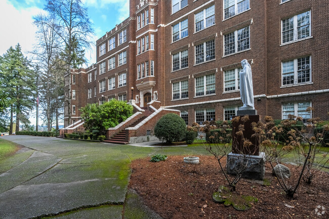 Villa Academy courtyard and front entrance.