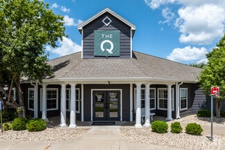 2215 College Ave, Manhattan, KS 66502