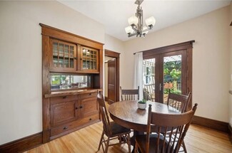 2111 Juliet Ave, Saint Paul, MN 55105
