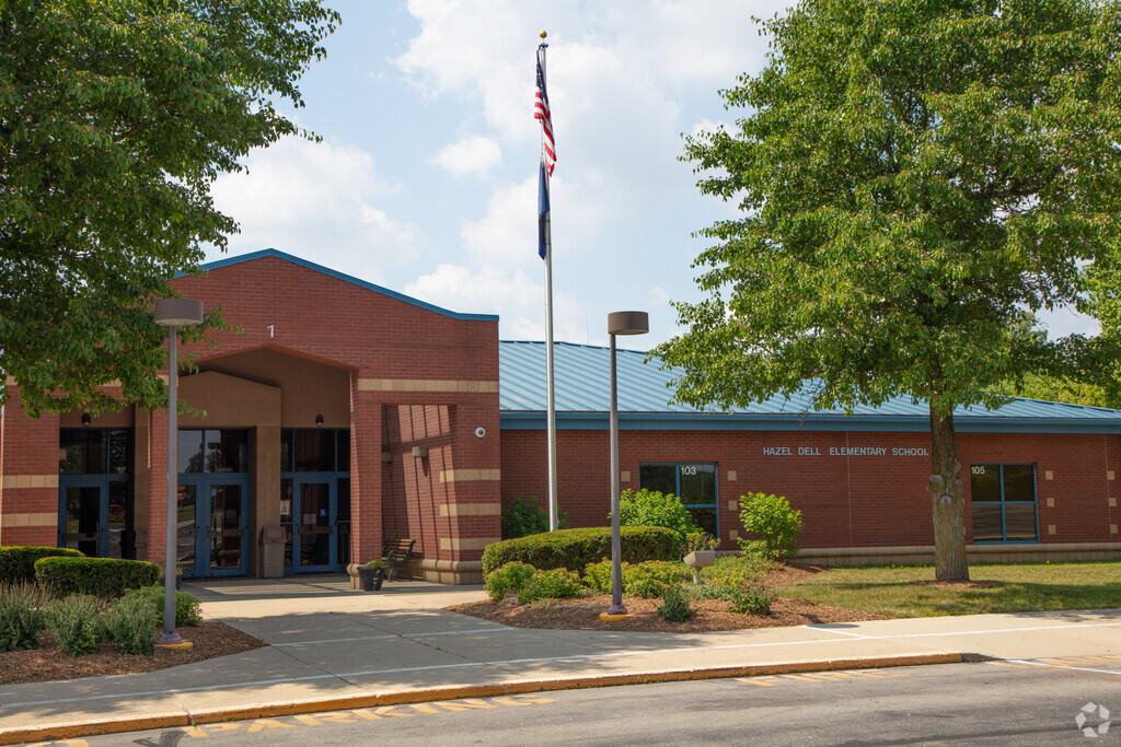 Hazel Dell Elementary School front walkway and entrance in West Noblesville.