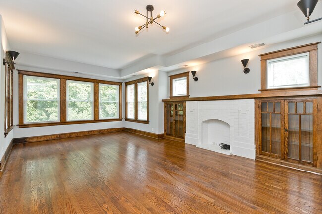 5120 N Winchester Ave unit 3, Chicago, IL 60640 - photo 2