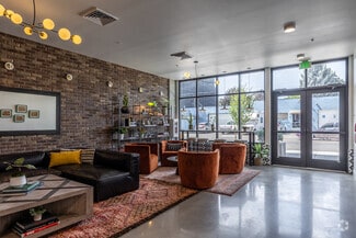 4750 N Albina Ave, Portland, OR 97217