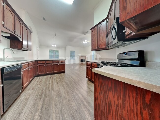 6145 Sandbourne E, Olive Branch, MS 38654 - photo 3