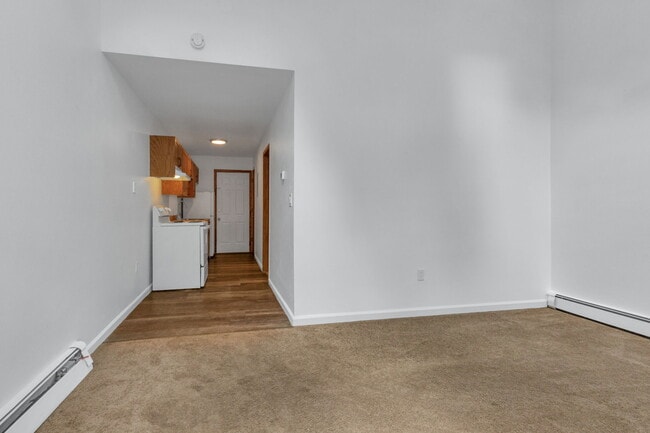 Canyon Crest Apartments, Boulder, CO 80302 - photo 5