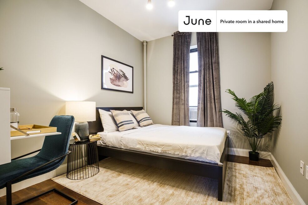 Room in Shared 4 bed/1 bath home