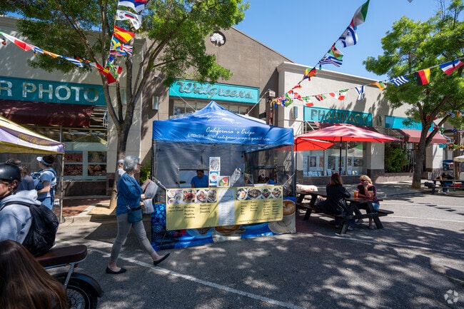 Every Wednesday, Bon Marche Farmers Market livens up Downtown Menlo Park.