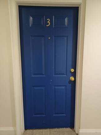 6 Cushing St Unit 3, Waltham, MA 02453