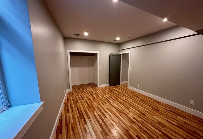 16 Baker Ct unit 1, Dorchester, MA 02125 - photo 6