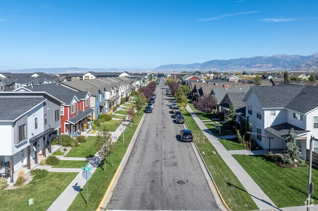The scenic beauty of Flanders Creek makes it a sought-after neighborhood for nature lovers.