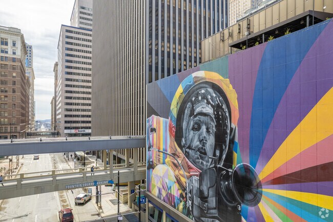 A mural catches the eye on Walnut Street in City Center
