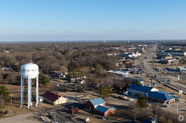 Poplar Bluff is nestled near the Ozark Mountains with roughtly 16,000 people calling it home.