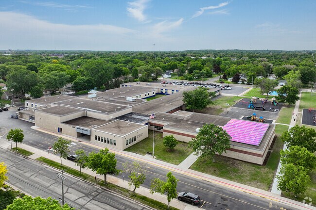 Madison Elementary School serves students in preschool and grades K-5.